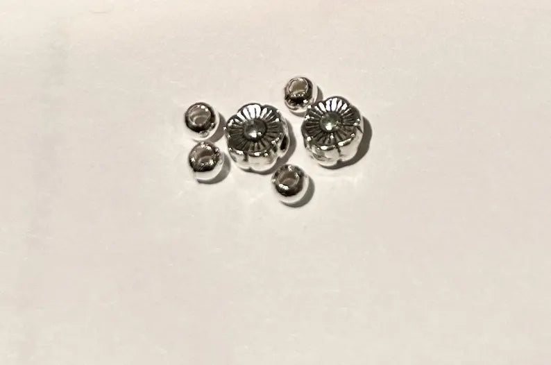 81 purple Hebrew letter beads, 7mm, with heart spacers and silver-plated accents, for Hebrew alphabet jewelry crafting.
